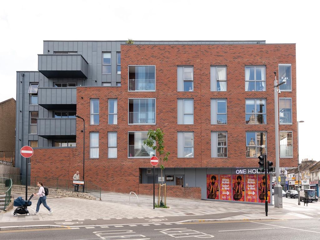 2 bed flat for sale in Howard Road, London E17 Zoopla