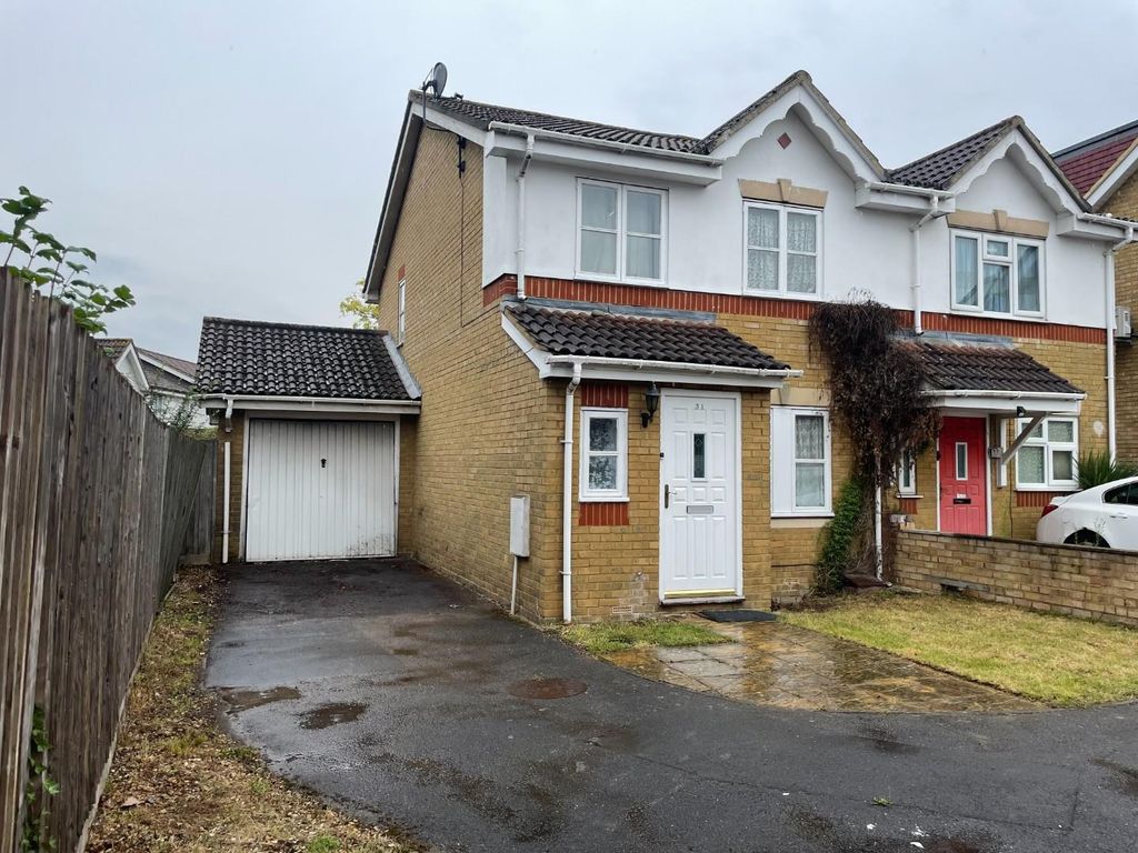 3 bed property for sale in Tollgate Drive, Hayes UB4, £525,000 Zoopla
