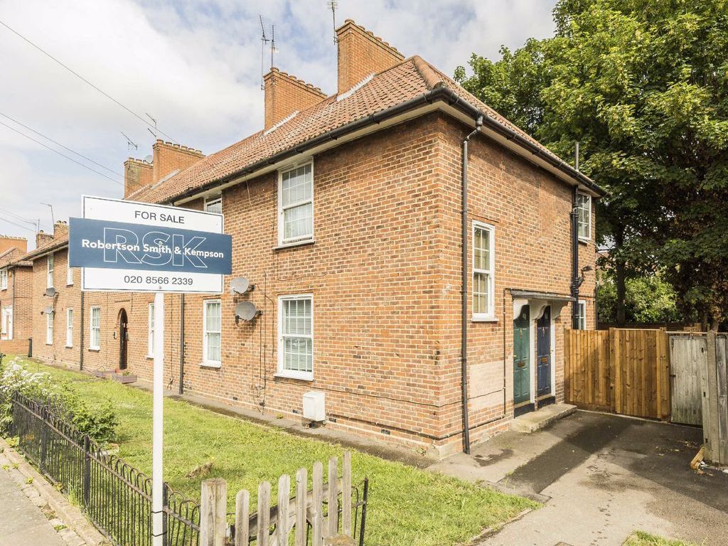 1 bed flat for sale in Kennedy Road, London W7 Zoopla