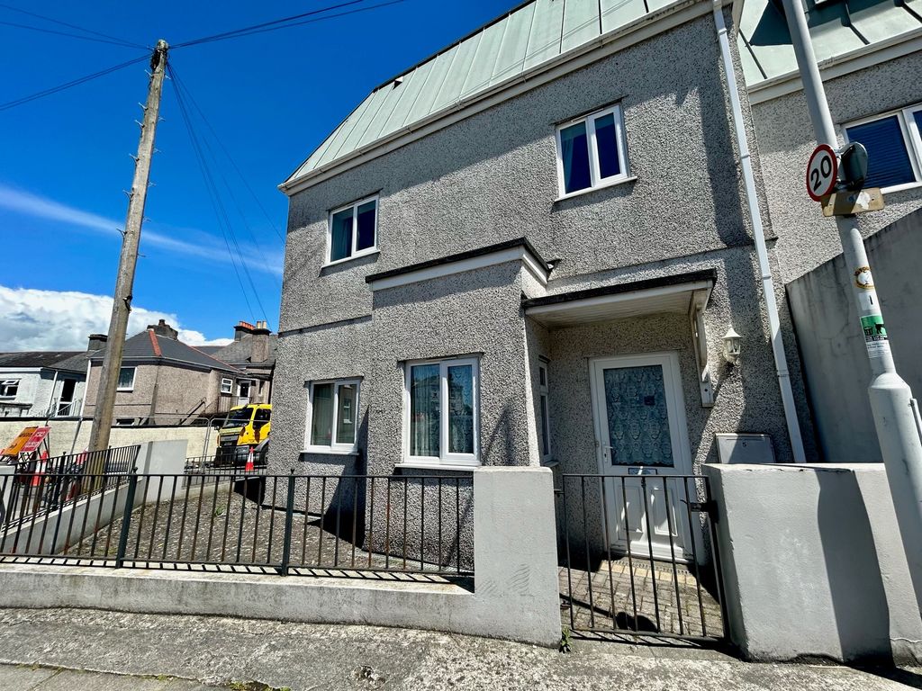 1 bed flat to rent in Barne Road, Plymouth PL5, £650 pcm Zoopla