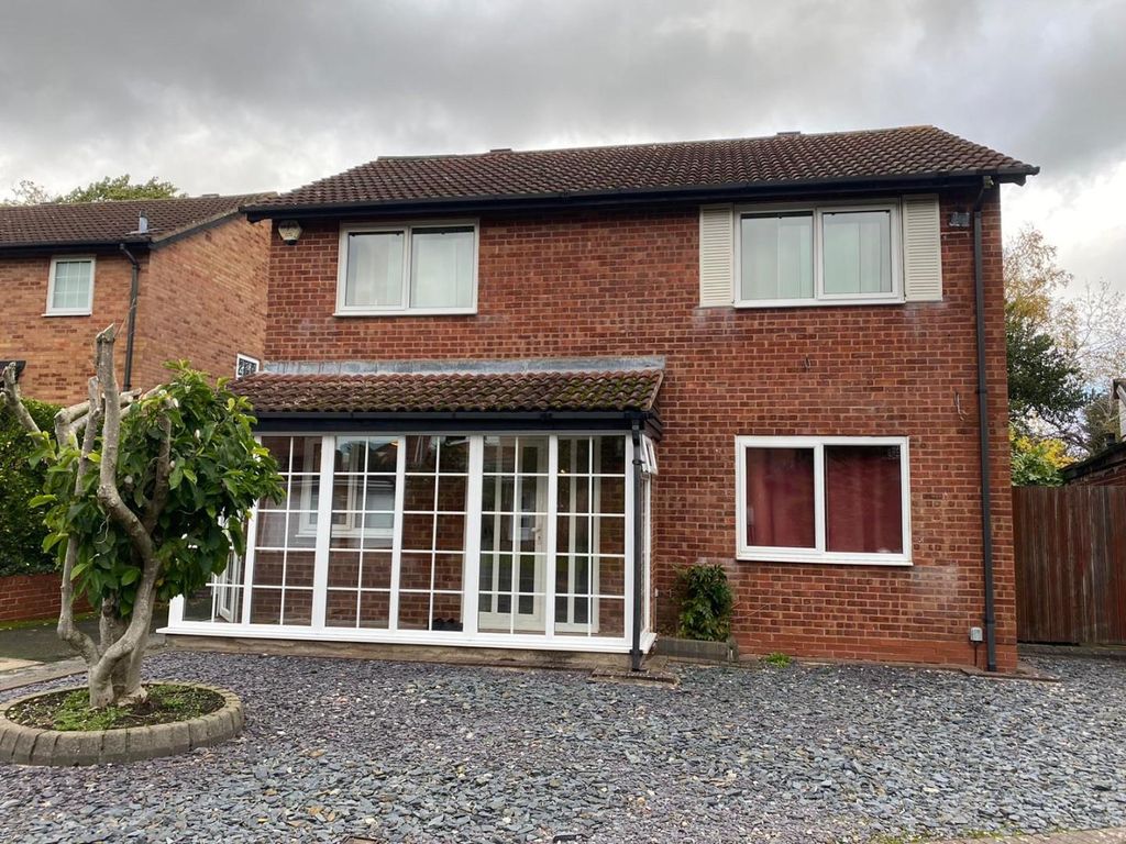 4 bed detached house to rent in Framefield Drive, Solihull B91 Zoopla