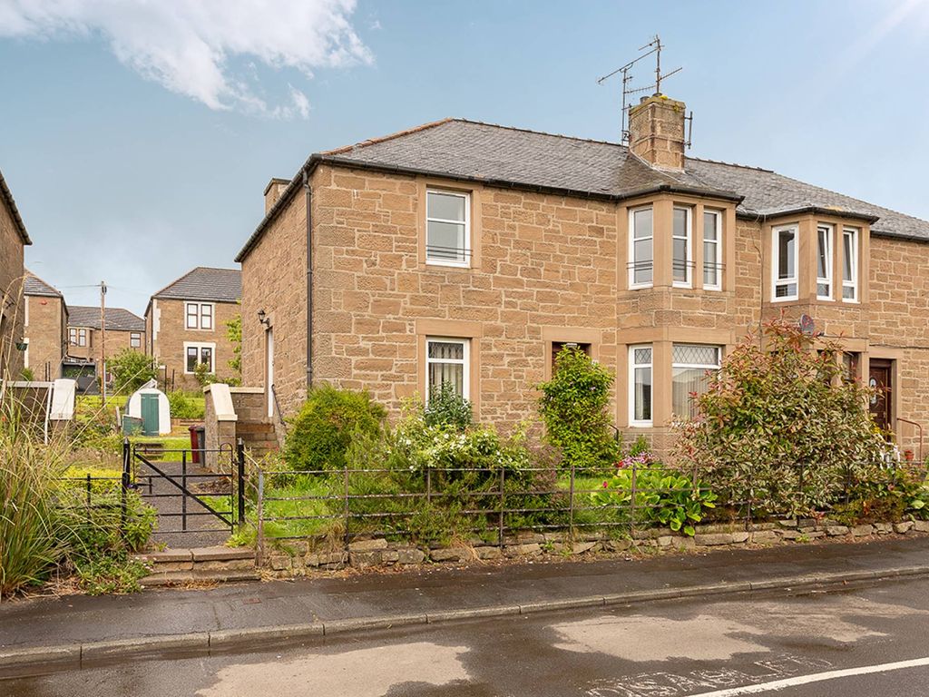 2 bed flat for sale in Ivanhoe Place, Dundee DD4, £130,000 Zoopla