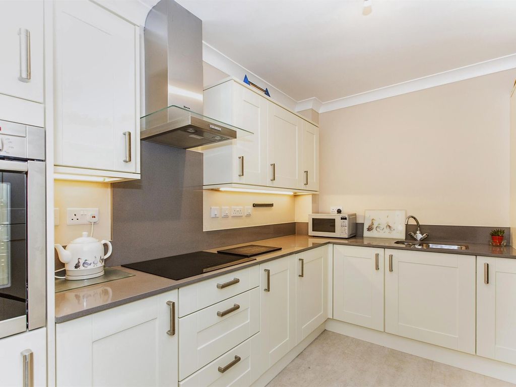 2 bed flat for sale in Chancery Lane, Thrapston, Kettering NN14 Zoopla