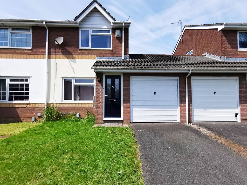2 bed property to rent in Sharpe Close, Penylan, Cardiff CF23 Zoopla