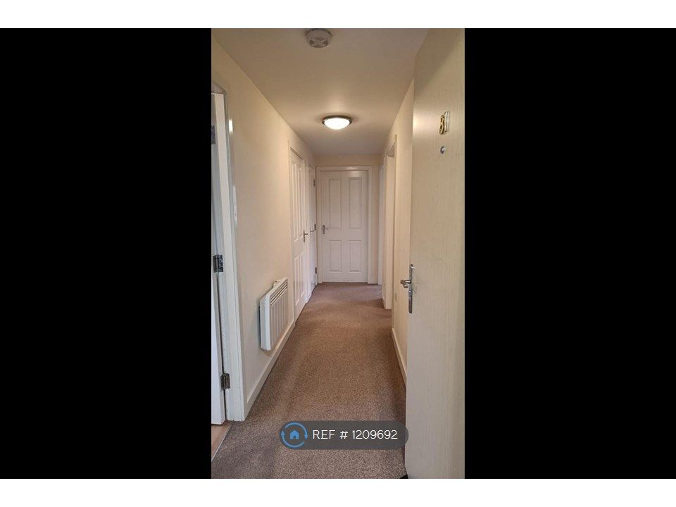 2 bed flat to rent in Gardeners End, Rugby CV22, £800 pcm Zoopla