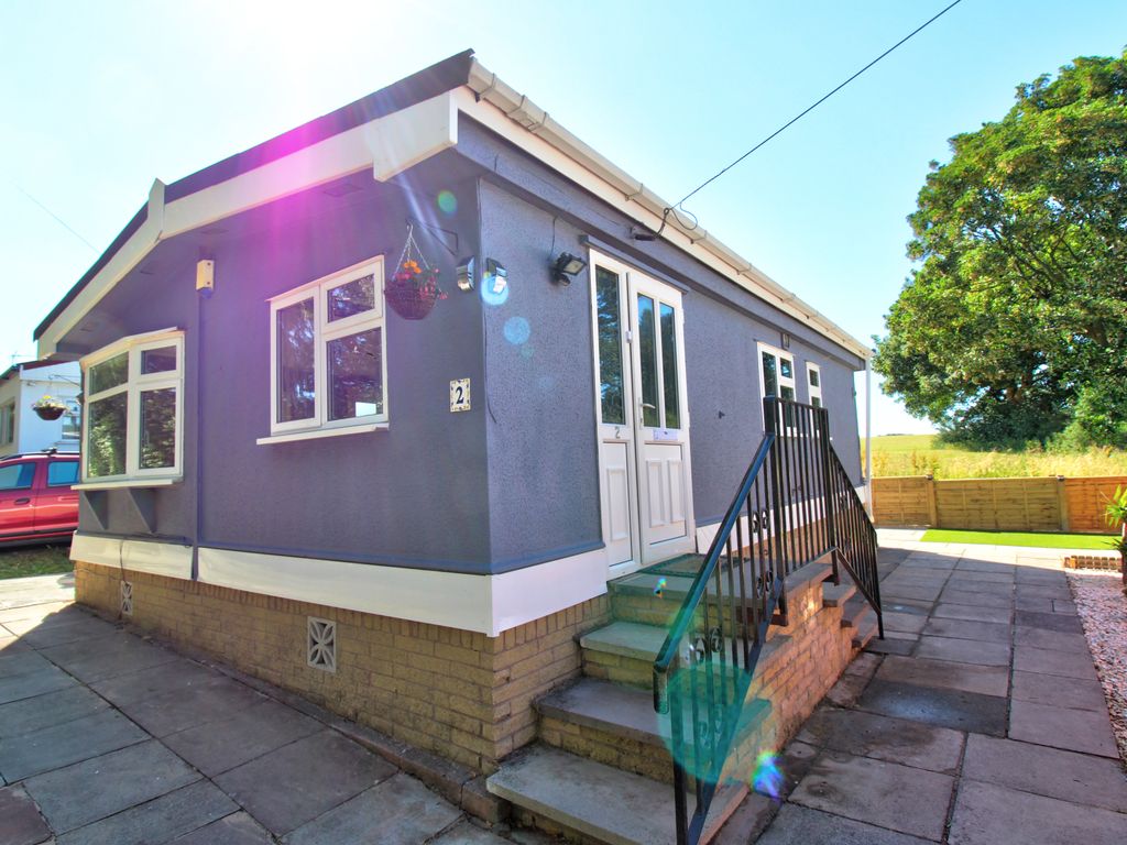 2 bed mobile/park home for sale in Hillside, Agden Brow, Lymm WA13 Zoopla