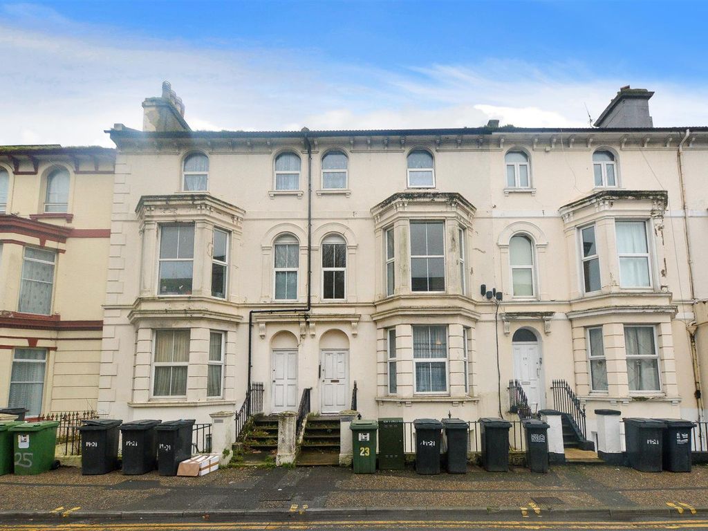 2 bed flat for sale in Pevensey Road, Eastbourne BN21 Zoopla