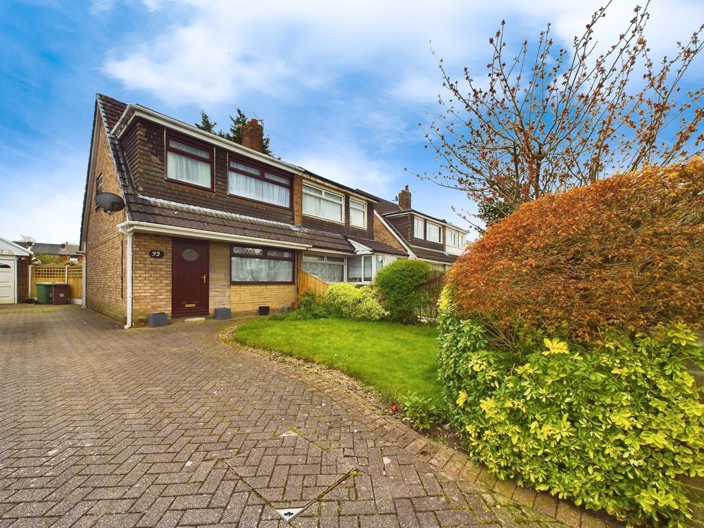 3 bed semidetached house for sale in Wray Avenue, Clock Face, St