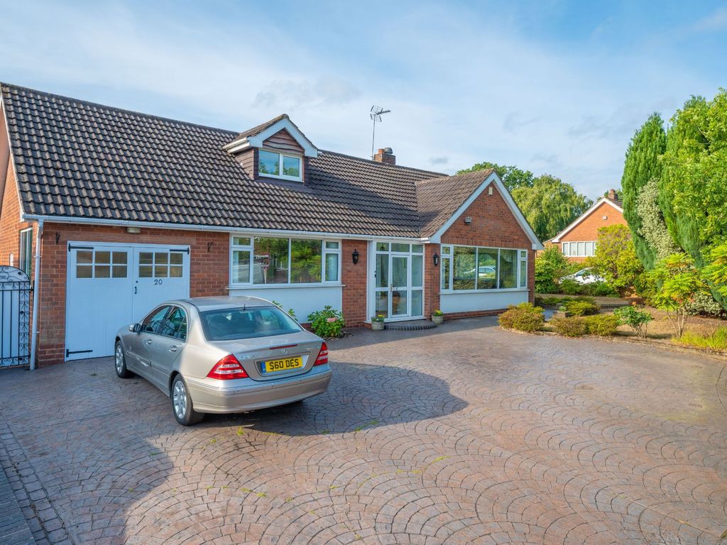4 bed bungalow for sale in Browns Coppice Avenue, Solihull B91 Zoopla