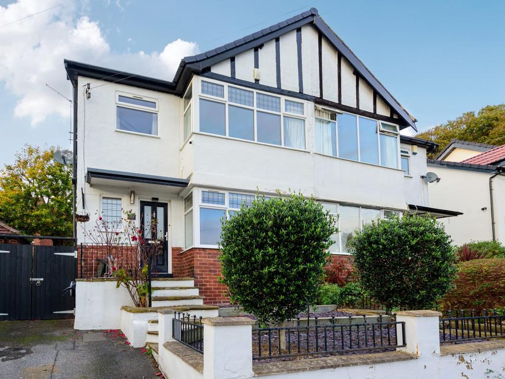 3 bed property for sale in Outwood Avenue, Horsforth, Leeds LS18 Zoopla