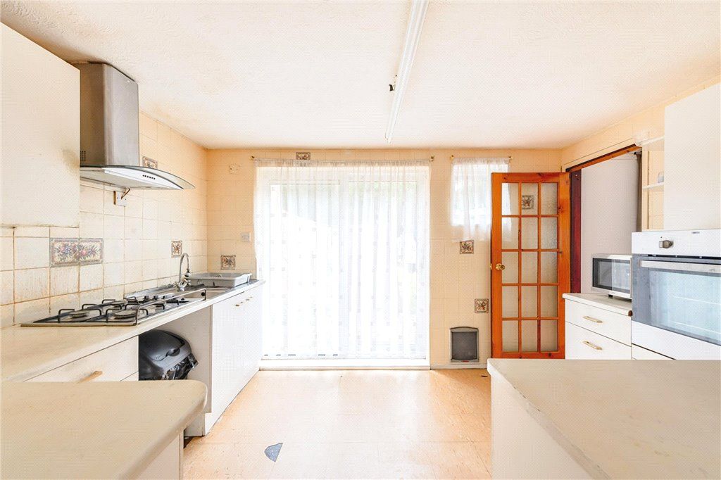 Fennel Crescent, Crawley, West Sussex RH11  