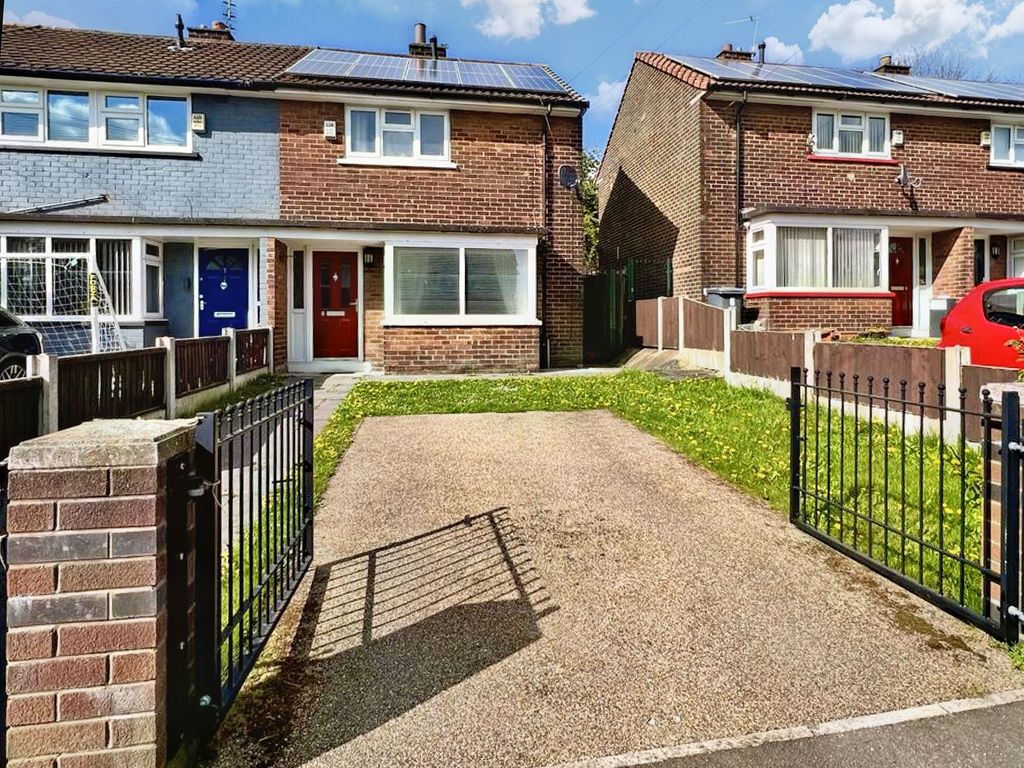 2 bed end terrace house for sale in Sportside Grove, Worsley M28 Zoopla
