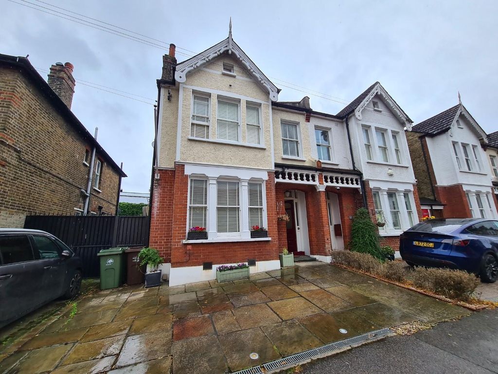 4 bed semidetached house for sale in Elgin Road, Wallington SM6, £