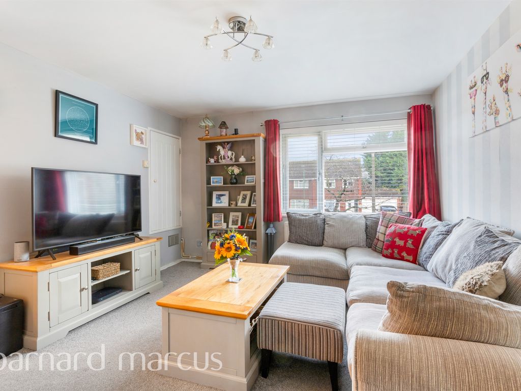 1 bed for sale in Willoughby Avenue, Croydon CR0, £250,000