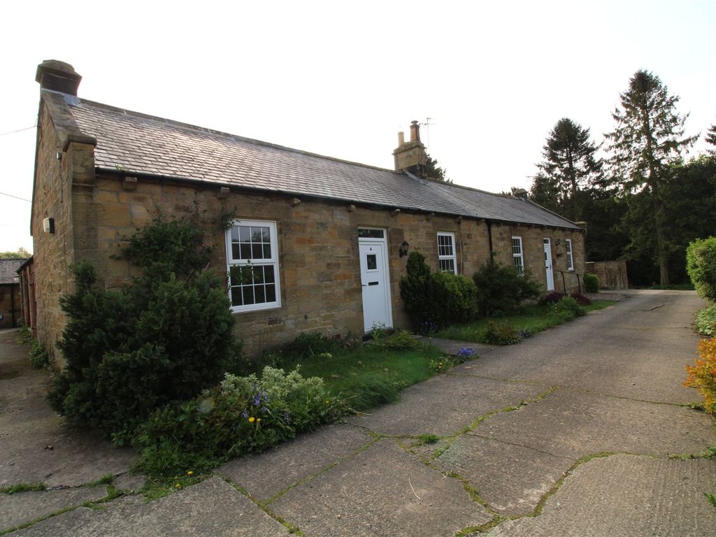4 bed semidetached house for sale in Vale Cottages, Stannington Vale