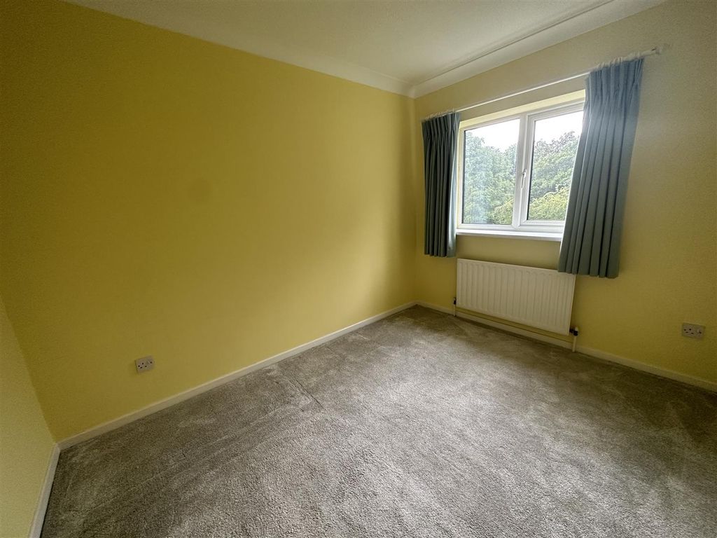 4 bed property to rent in Hardwick Close, Ripley DE5 Zoopla