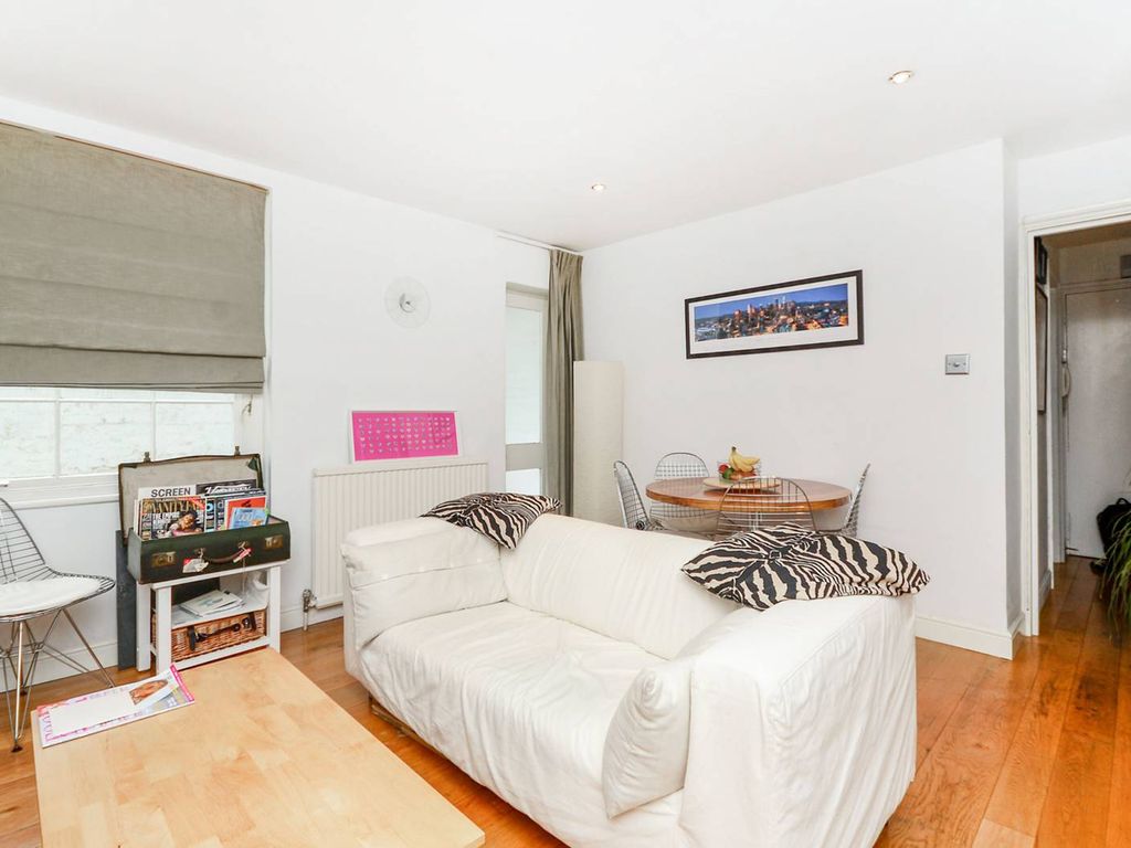 2 bed flat to rent in Tibberton Square, Islington, London N1 Zoopla