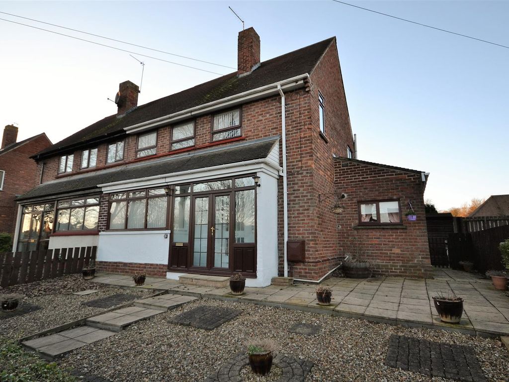 3 bed semidetached house to rent in Grove Road, Brandon, Durham DH7