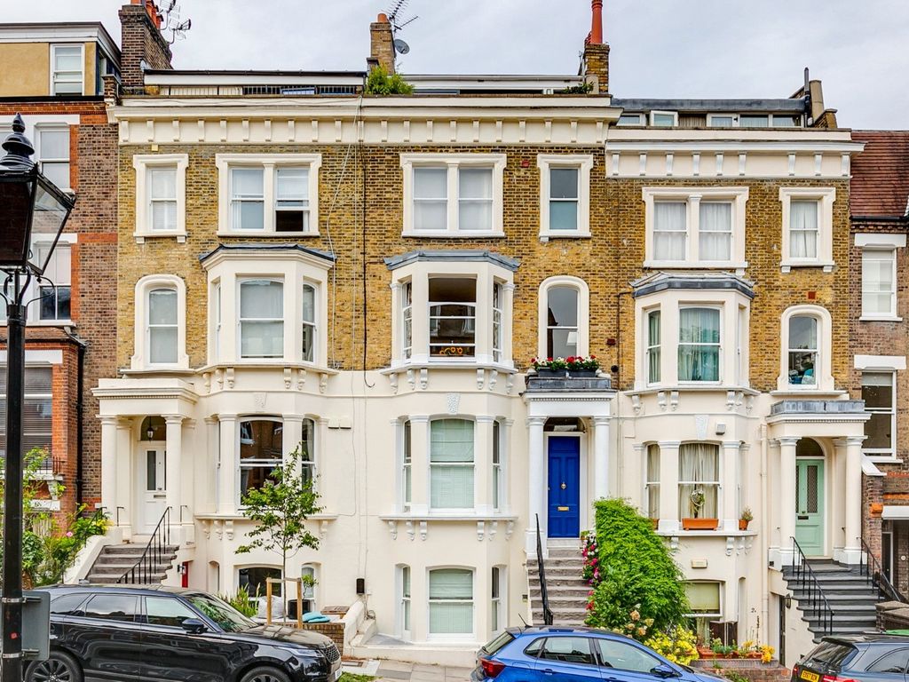 4 bed flat for sale in Carlingford Road, Hampstead, London NW3, £