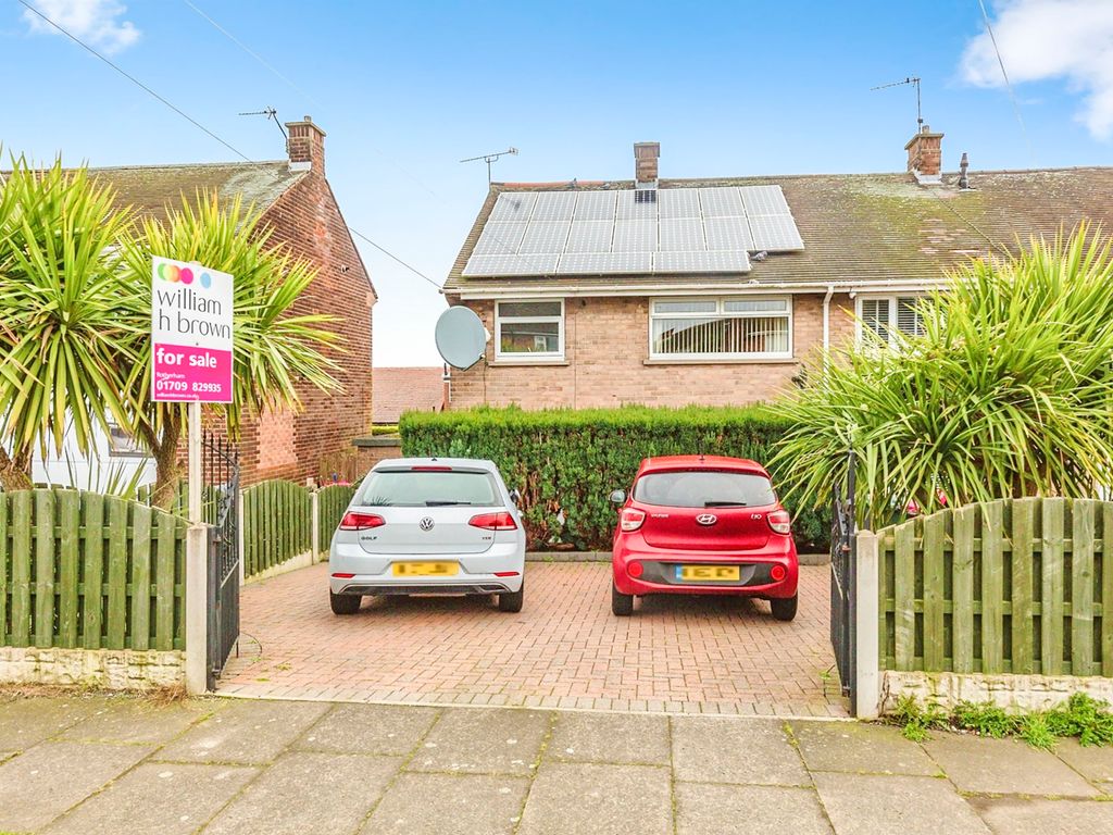 3 bed semidetached house for sale in Roughwood Road, Greasbrough