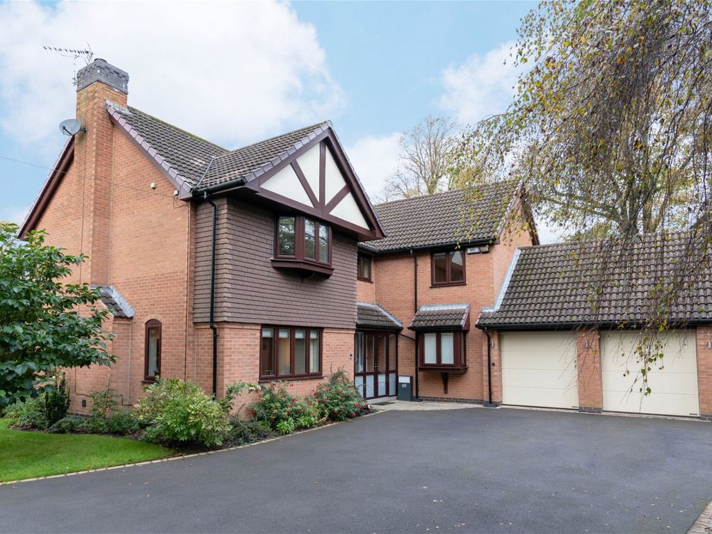5 bed detached house for sale in Mearse Lane, Barnt Green B45, £999,000
