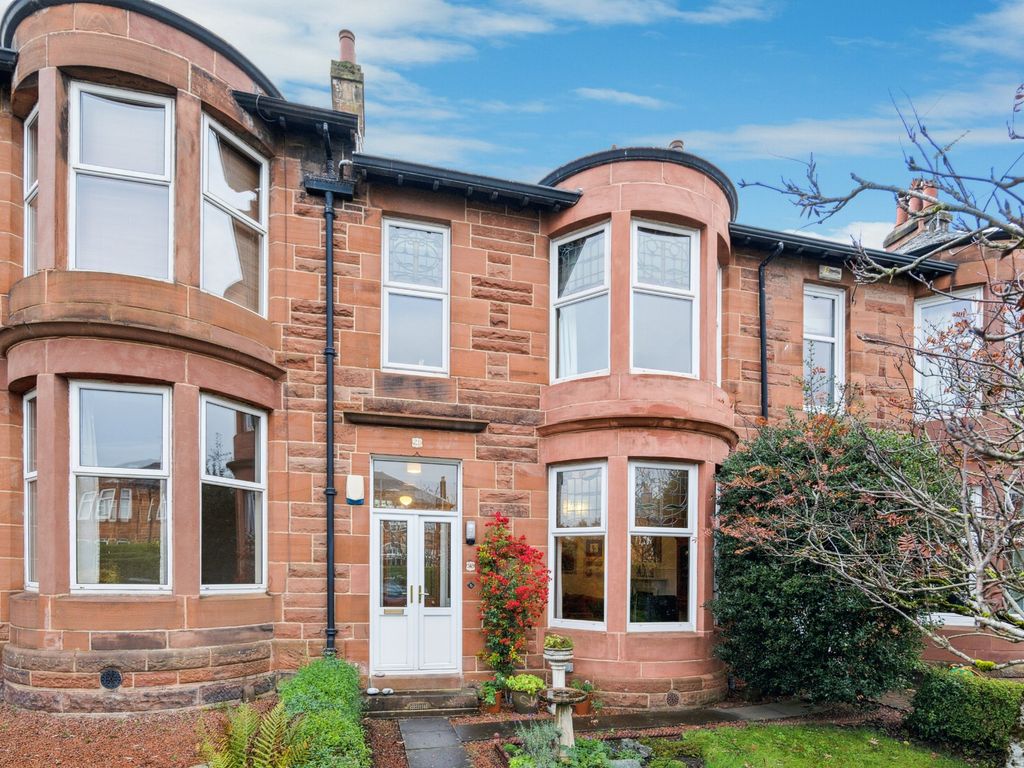 4 bed terraced house for sale in Clarkston Road, Netherlee, Glasgow G44