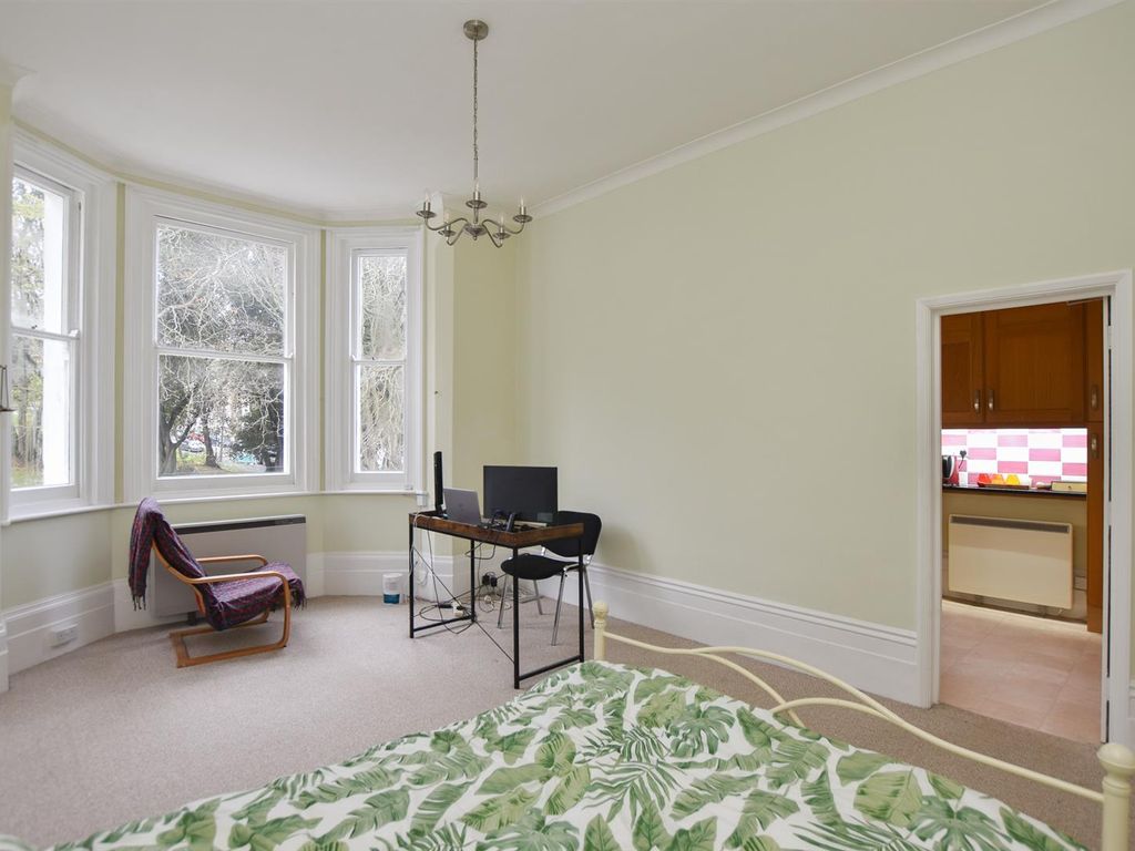Studio for sale in Cornwallis Gardens, Hastings TN34 Zoopla