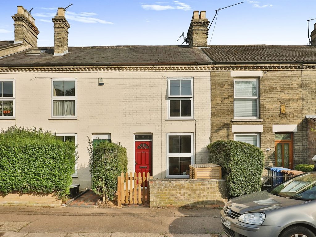 2 bed terraced house for sale in Winter Road, Norwich NR2, £280,000