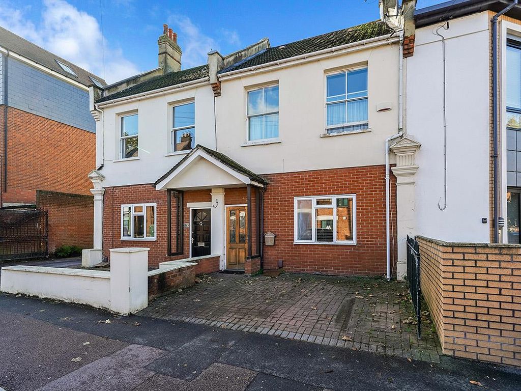 3 bed terraced house for sale in Willow Street, North Chingford E4, £