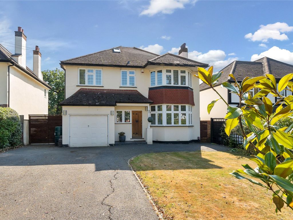 4 Bed Detached House For Sale In Barnfield Wood Road Beckenham Br3 £