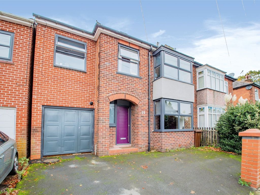 4 bed semidetached house for sale in Grange Road, Elton, Bury, Greater