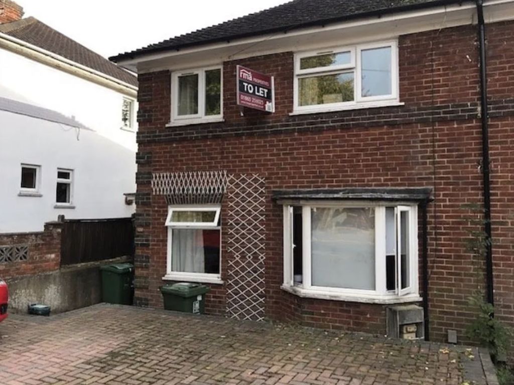 5 bed semidetached house to rent in Morrell Avenue, Oxford