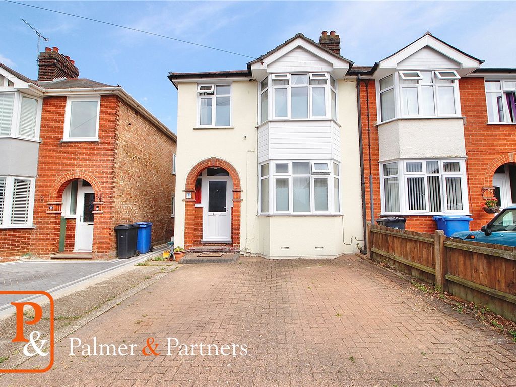 3 bed semidetached house for sale in Avondale Road, Ipswich, Suffolk