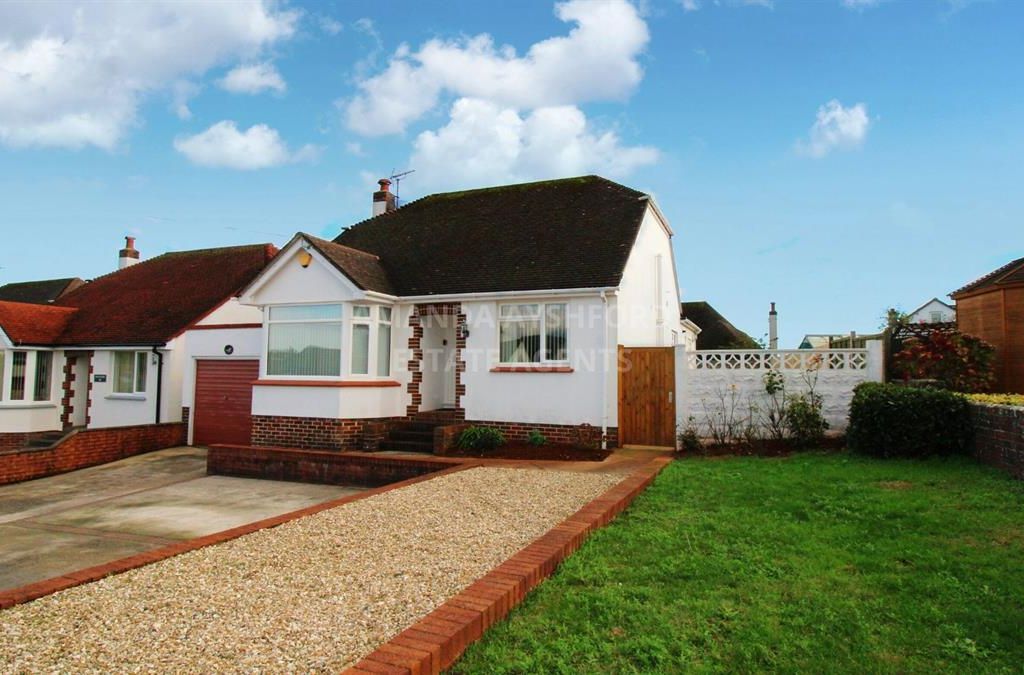 2 bed detached bungalow for sale in Road, Preston, Paignton