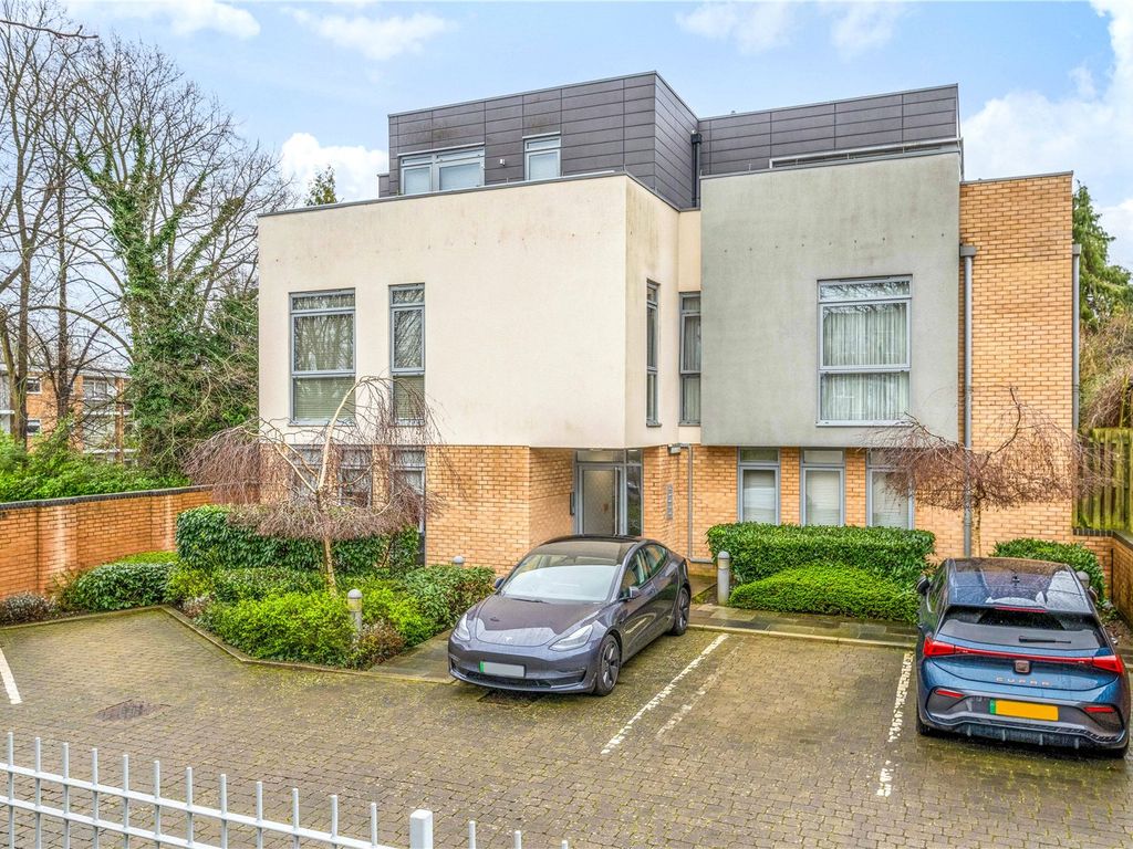 2 bed flat for sale in Durham Avenue, Bromley BR2, £650,000 Zoopla