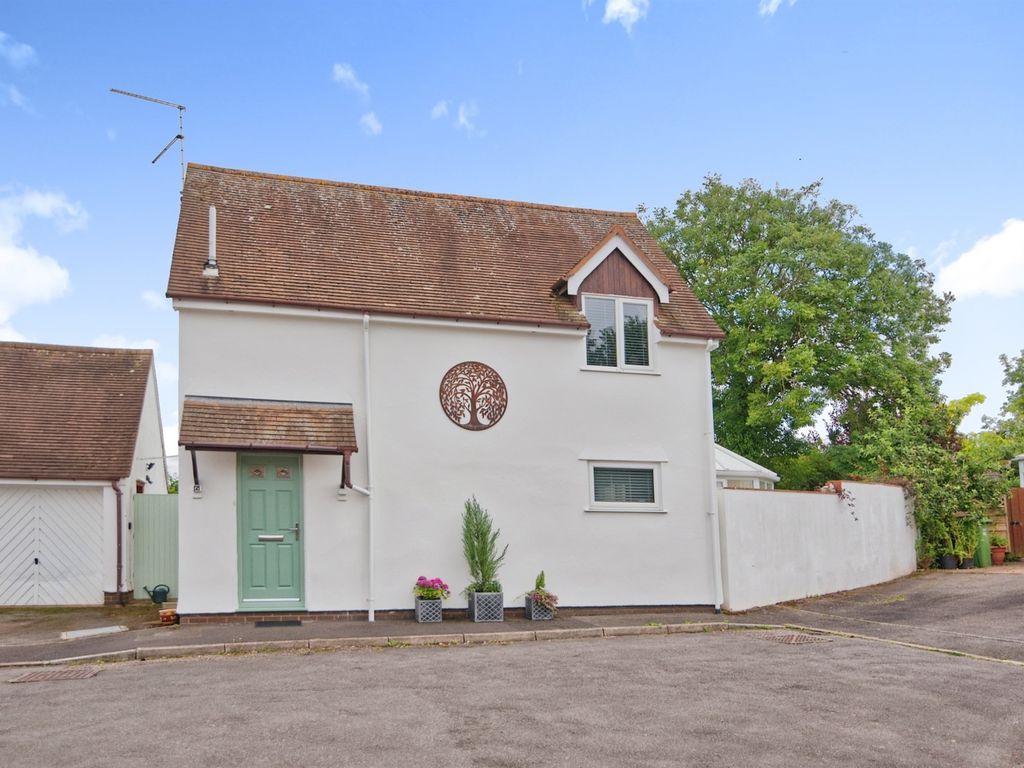 3 bed detached house for sale in Chestnut Close, Carhampton, Minehead