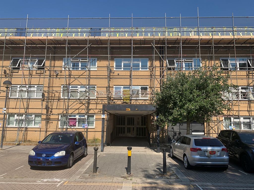 North Ninth Street Milton Keynes MK9  