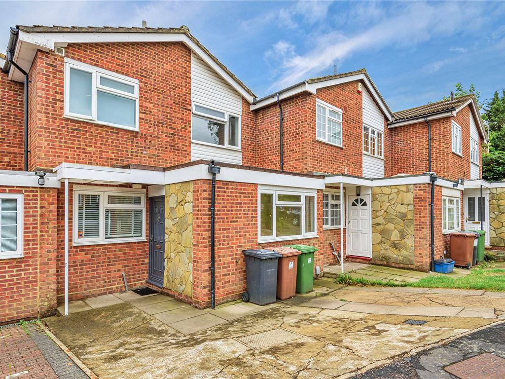 3 bed semidetached house for sale in Howard Close, Bushey Heath, Bushey, Hertfordshire WD23