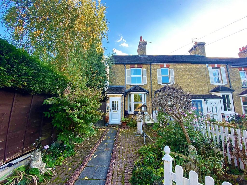 2 bed cottage for sale in Ethel Terrace, Rushmore Hill, Pratts Bottom