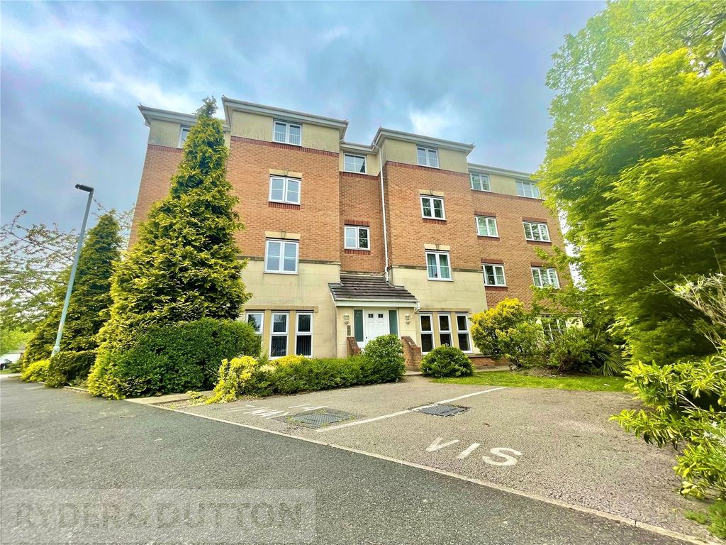2 bed flat to rent in Thornway Drive, AshtonUnderLyne, Greater