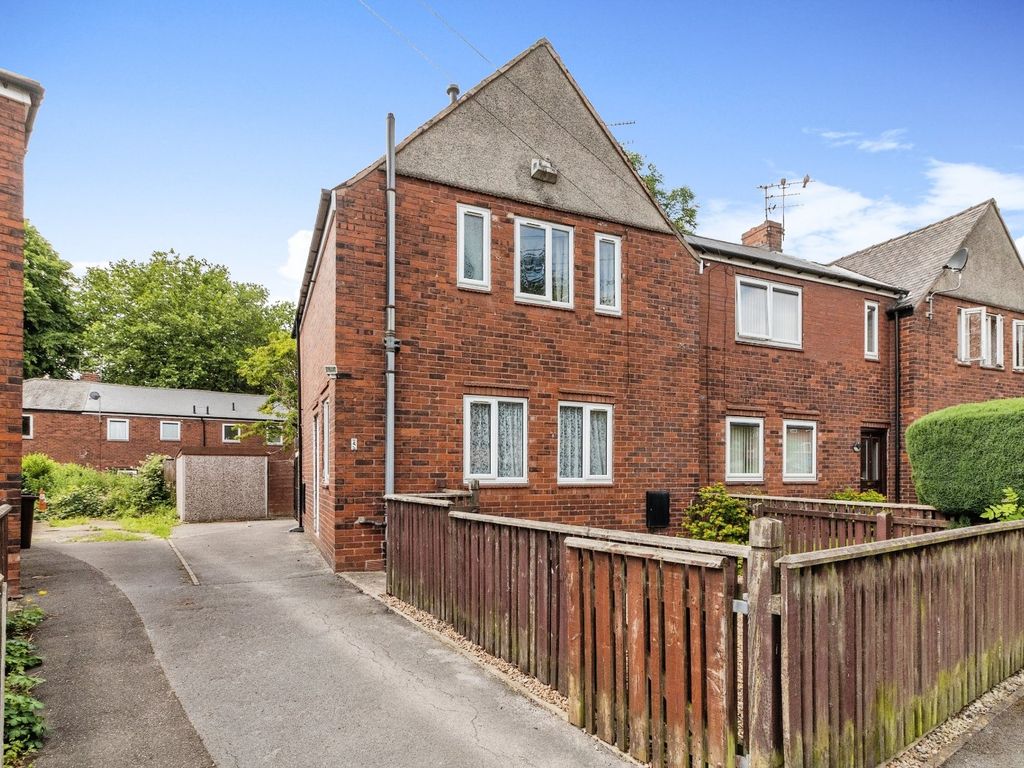 2 bed end terrace house to rent in Dial Way, Sheffield, South Yorkshire