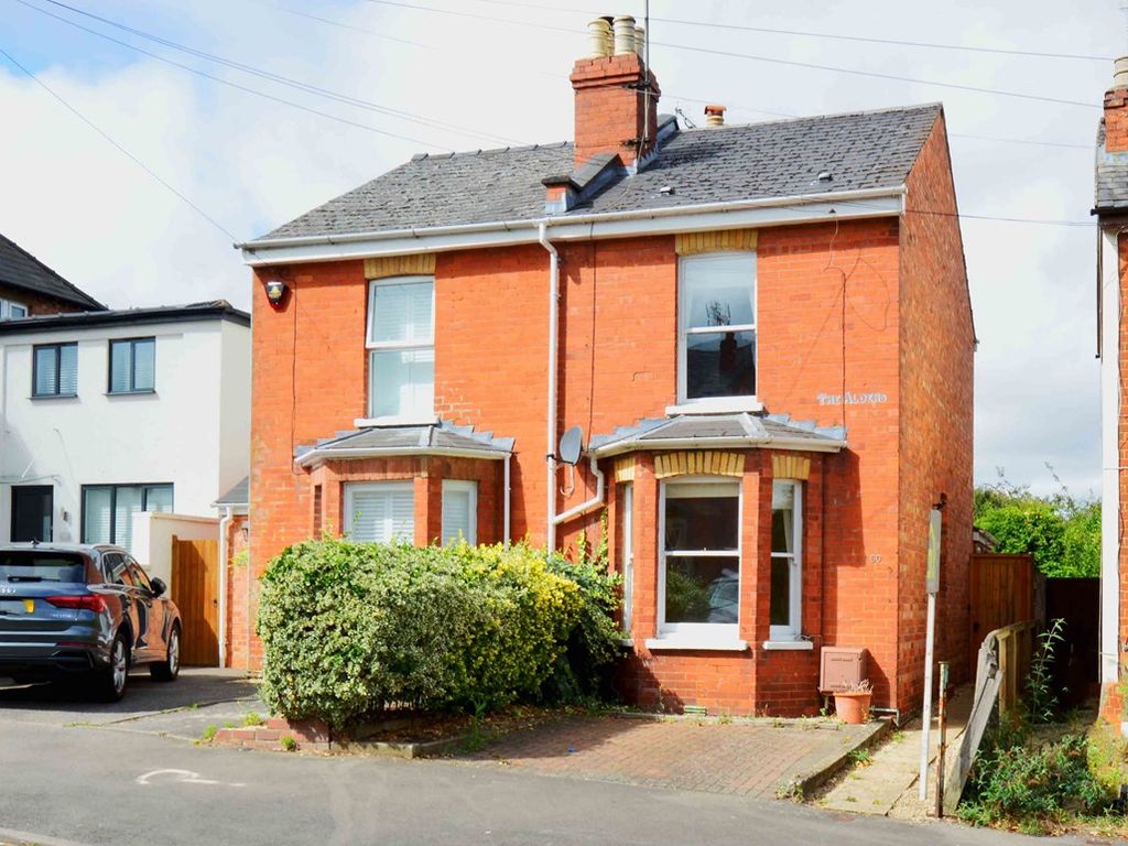 2 bed semidetached house for sale in Copt Elm Road, Charlton Kings