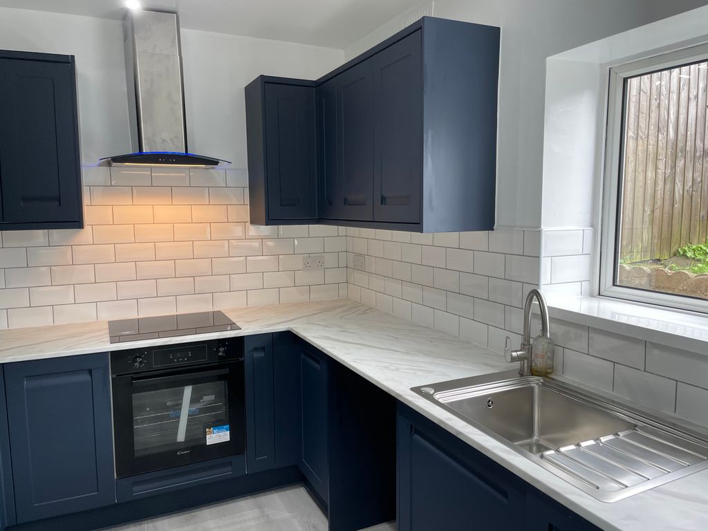 2 bed semidetached house to rent in Cadrawd Road, Mayhill, Swansea SA1, £850 pcm Zoopla