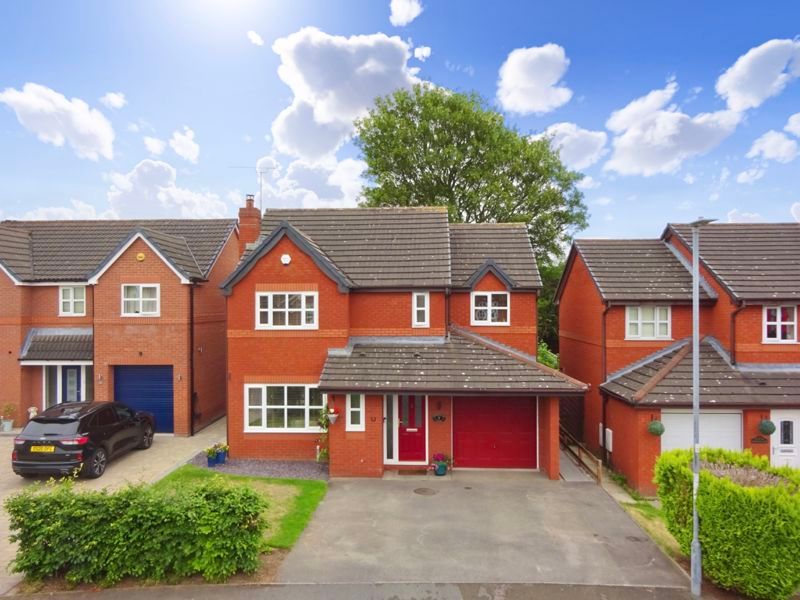 4 bed detached house for sale in Fishermans Close, Winterley, Sandbach