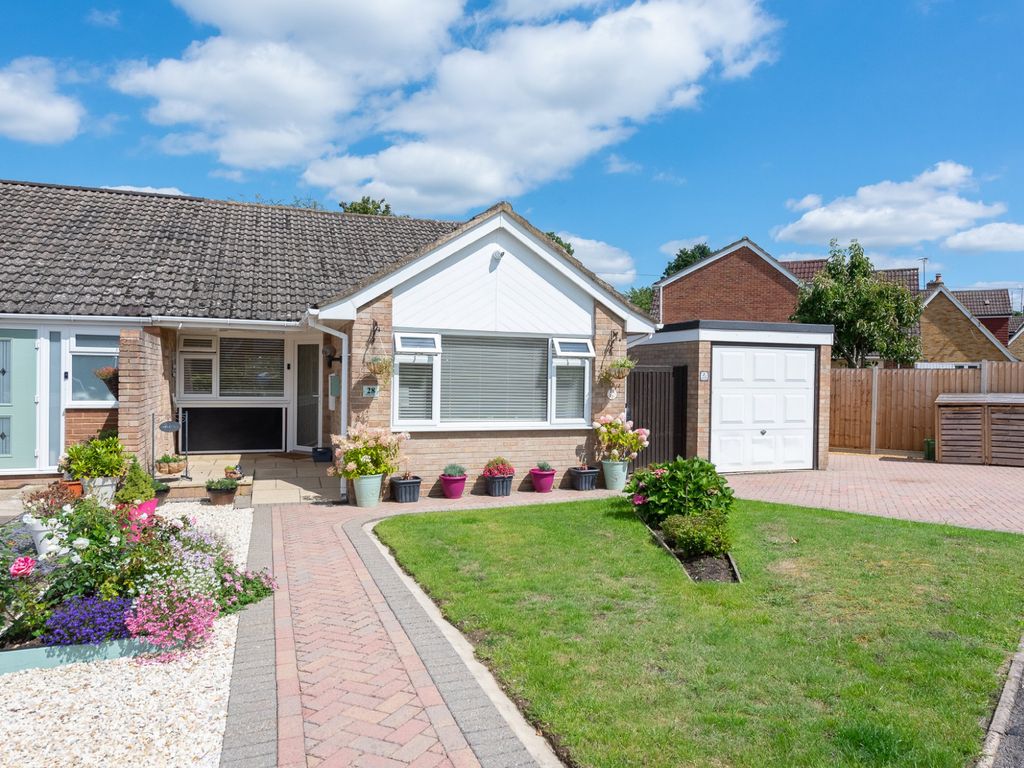 2 bed semidetached house for sale in Meadow Way, Blackwater, Camberley GU17, £450,000 Zoopla