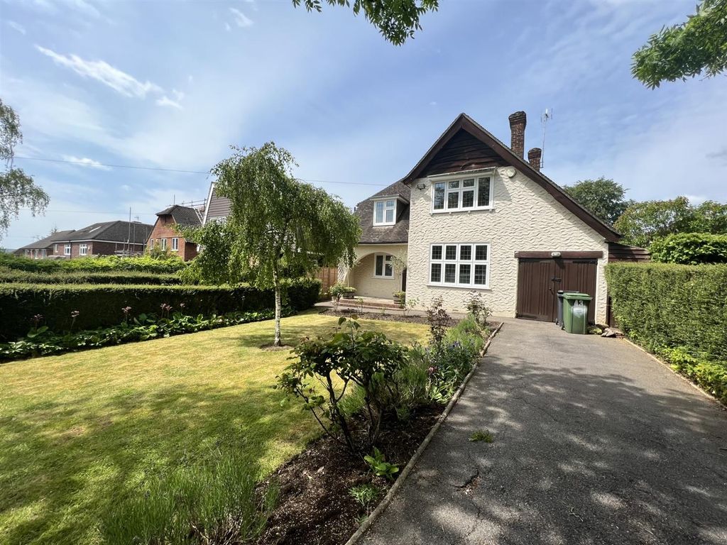4 bed detached house to rent in The Chase, Kemsing, Sevenoaks TN15 Zoopla