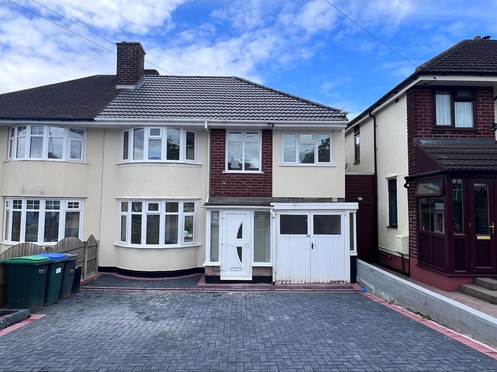 4 bed semidetached house to rent in Carter Road, Great Barr
