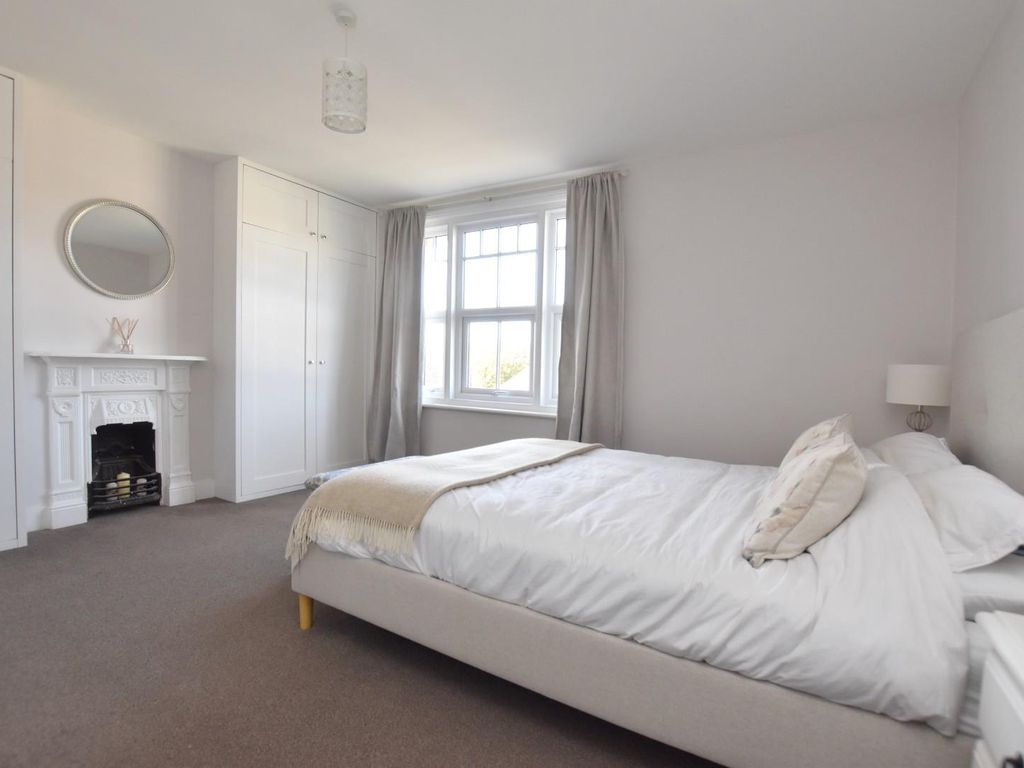 2 bed terraced house for sale in Blackhouse Hill, Hythe CT21, £320,000