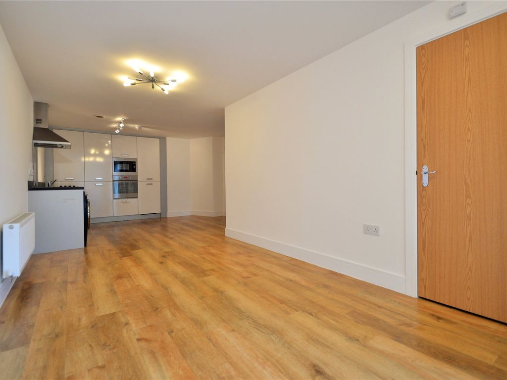 2 bed flat to rent in Burghley Court, Kingsquarter, Maidenhead
