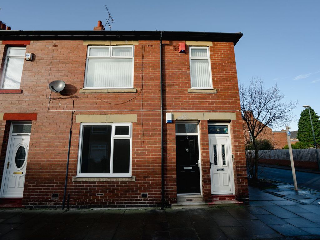 2 bed flat to rent in Whickham Road, Hebburn, South Tyneside NE31 Zoopla